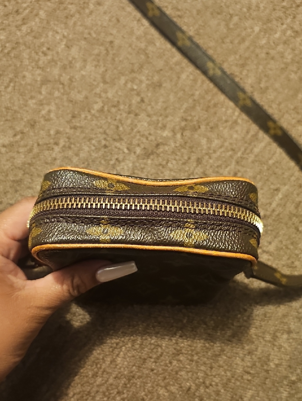 Vintage Louis Vuitton Monogram Danube - Picture 6 of 10